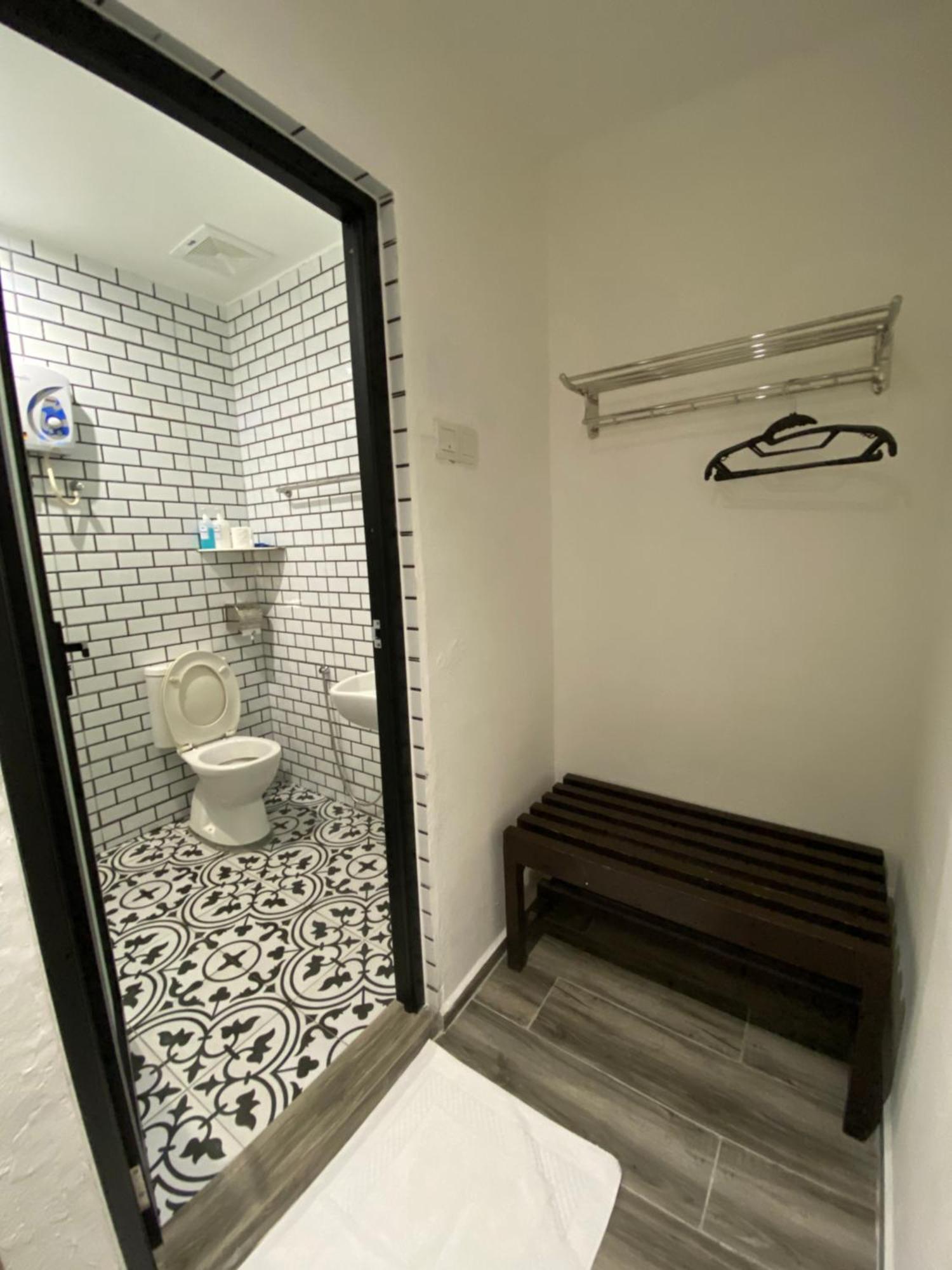 Georgetown Inn By Sky Hive Екстер'єр фото