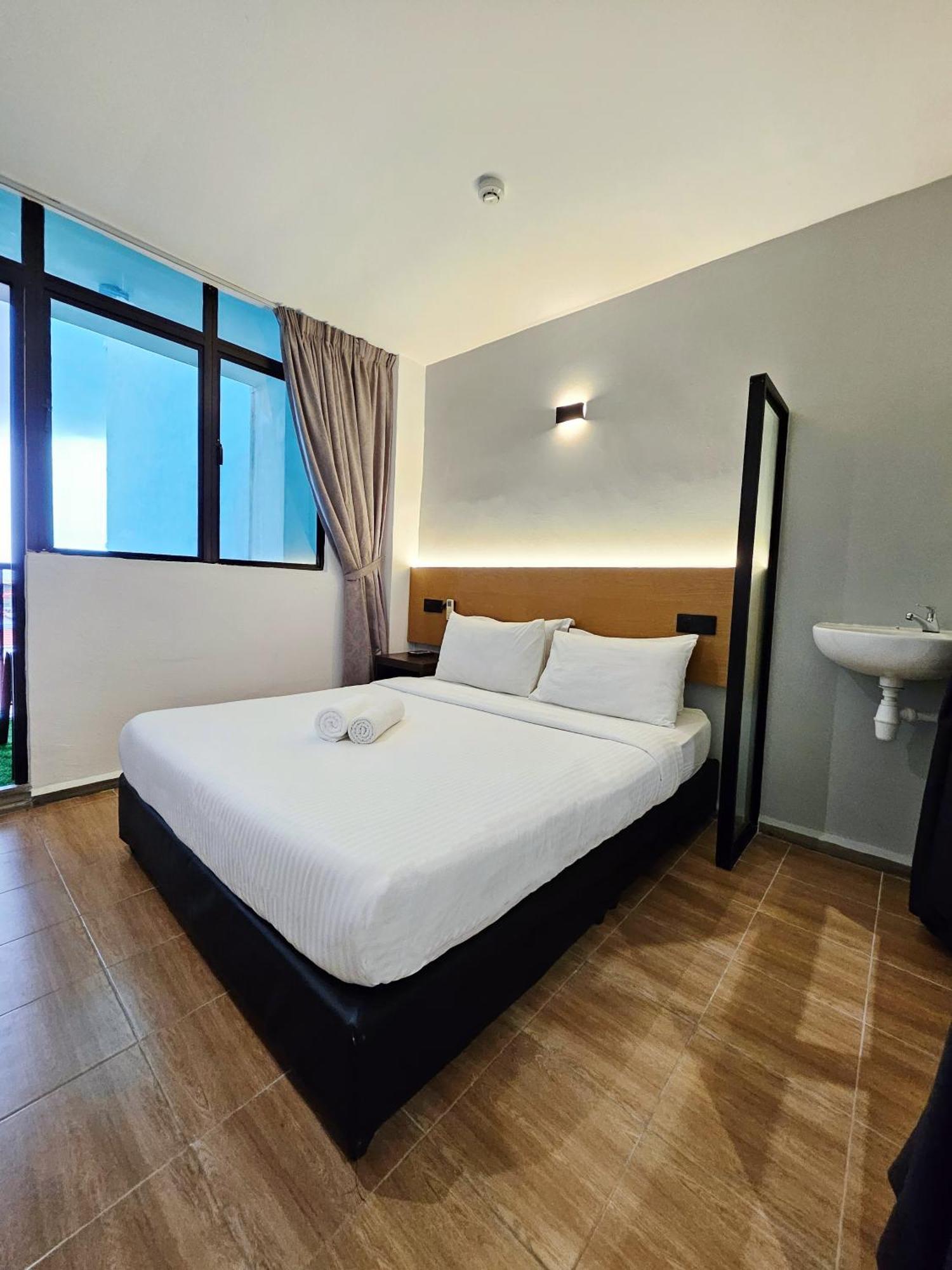 Georgetown Inn By Sky Hive Екстер'єр фото
